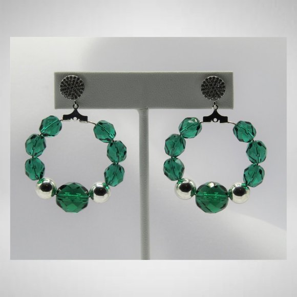 Green and Silver Colour Beaded Jewelry Set - Picture 4 of 4